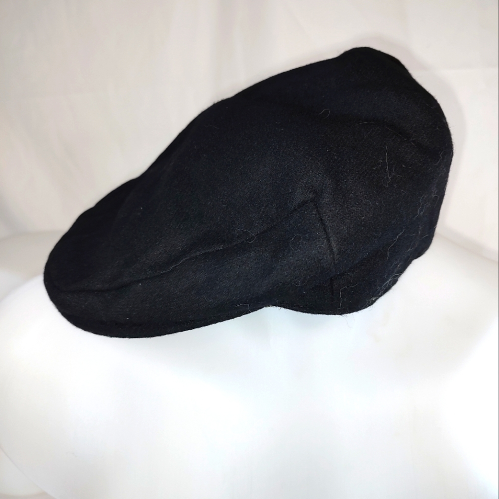 Vintage Black 100% wool Newsboys Cap size medium by Hats in the Belfry